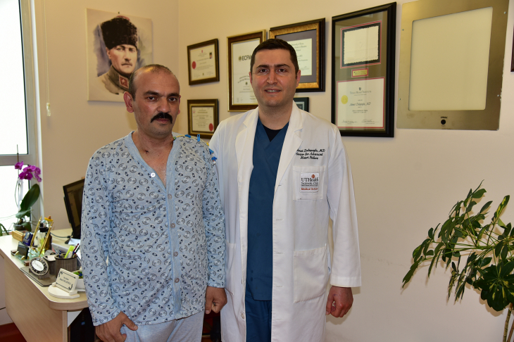 Balıkesir Üniversitesi Hastanesinde Bir İlk Daha: '5 cm.'lik Kesi ile Bypass Ameliyatı'