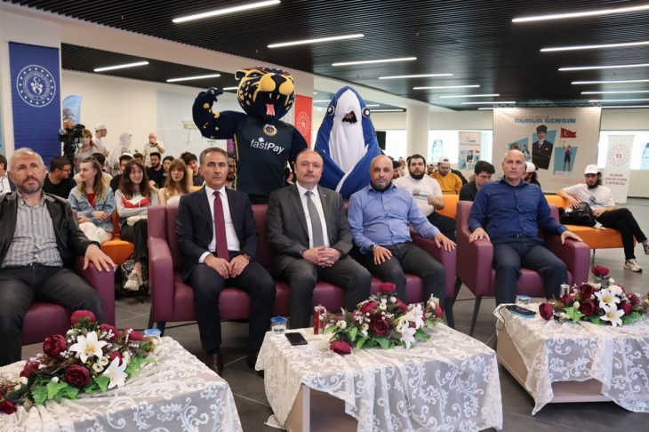 Türkiye Üniversitelerarası E-Spor Türkiye Şampiyonası Final Karşılaşmalarında Büyük Heyecan